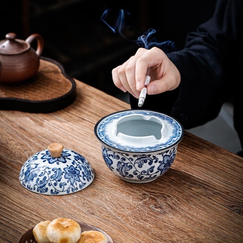 JHNIF Blue and White Porcelain Ashtray with Lid, 5-Inch Ash