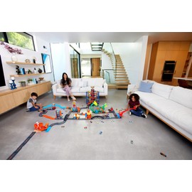 HOT WHEELS City HDN95 Extension Track Set Including 10 Components for Customisation and Action Car, Children from 4 Years