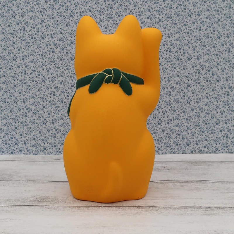 Yakushi Kiln Maneki Neko (Yellow and Large), Lucky Dzukushi (Includes