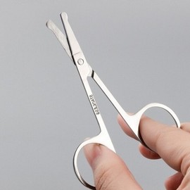 (Colored Nose Hair Scissors) Stainless Steel Nose Scissors Nose Hair Scissors Men's Nose Hair Eyebrow Trimming Scissors / (색상 코털가위)스테인레스 코가위 코털가위 남자코털 눈썹정리가위