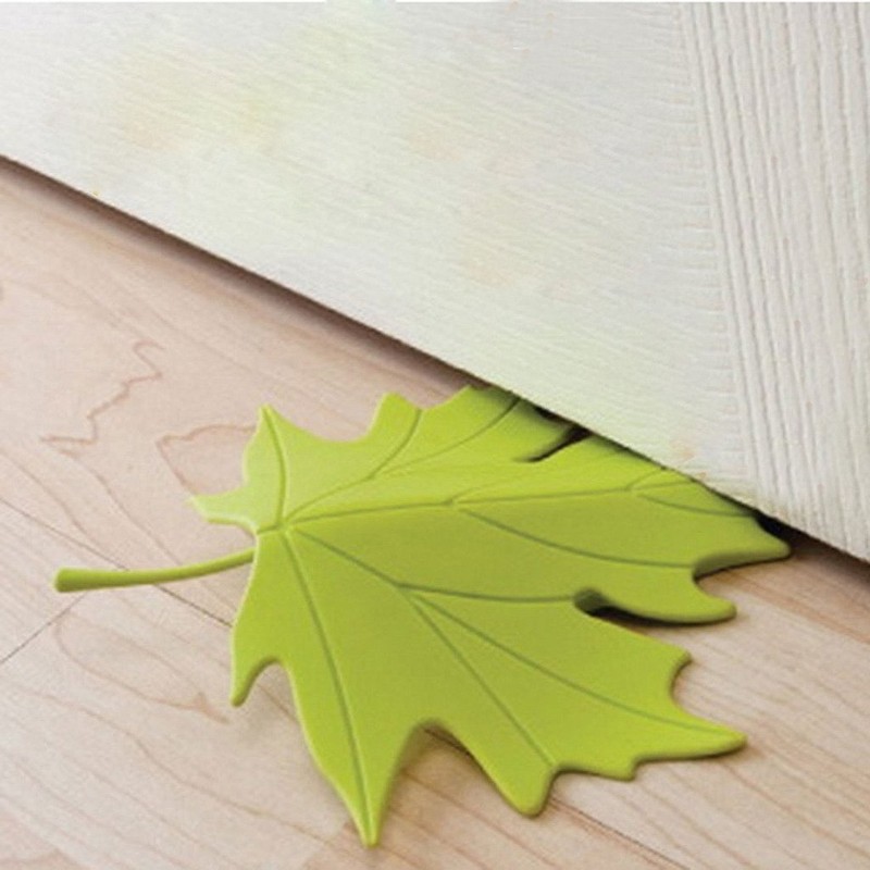 GOOTRADES Plastic Maple Leaf Style Home Decorative Door Stopper Doorstop
