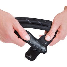 Mueller Jumper's Knee Strap, Black, One Size Fits Most | Single Strap Knee Brace