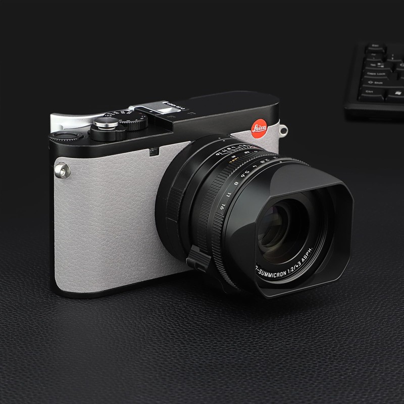 Haoge Metal Square Lens Hood for Leica Q3 Q3-43 Camera