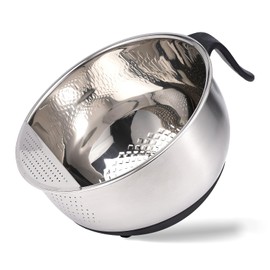Rice Washer Strainer Bowl Quinoa Washing Bowl whit Handle Stainless Steel Colander Versatile Side Drainers for Cleaning Rinsing Fruits, Vegetables, and Beans - Tilting Non-slip Silicone Bottom