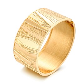 Vintage Textured Wide Chunky Bangle Bracelets for Women Dainty Bohemian African Indian 14K Yellow Gold Silver Plated Cuff Wrist Open Bangles Statement Fashion Unique Exaggerate Trendy Jewelry Gift