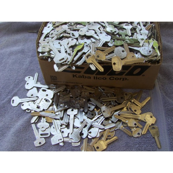 Lot of 2.5 Pounds SILVER Color Misc Key Blanks HOUSE,