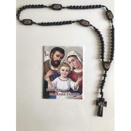 La Novena Sagrada Familia y Rosario de Madera de la Virgen de Guadalupe