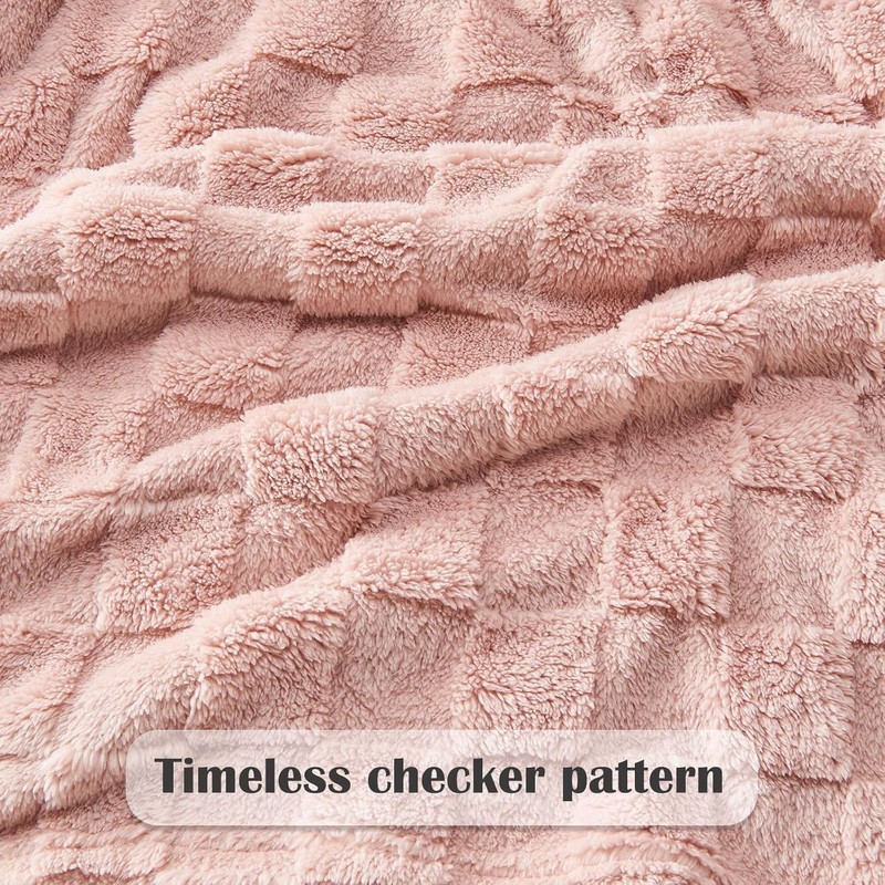 Wajade Fleece Throw Blanket, Fluffy Faux Fur Blanket for Bed