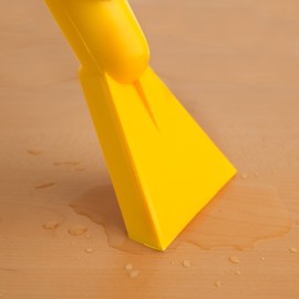 Wagan 750 Wet and Dry Ultra Vac with Air Inflator