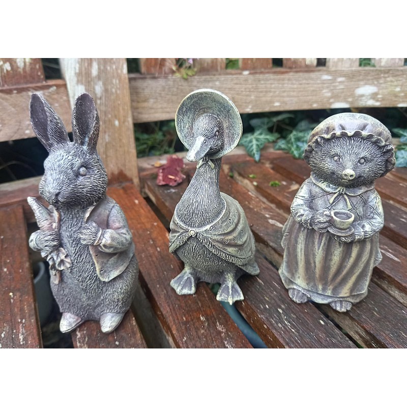 Inspirational Gifting Mini Peter Rabbit and friends set 15cm tall