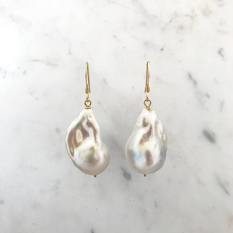 Anthony Vincent Aretes Perlas Cultivadas Naturales Baroque Barroca Color Blanco