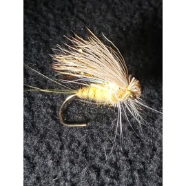 FRONTIER FLY COMPANY HEXAGENIA HAIRWING SIZE 8 FRONTIER FLY FISHING FLIES GOLDEN