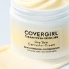 COVERGIRL Clean Fresh Skincare Dry Skin Corrector Cream