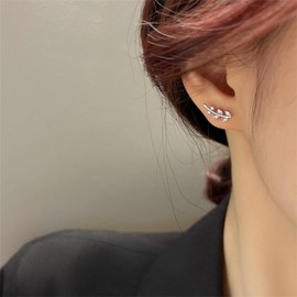 Yheakne Vintage Rhinestone Leaf Ear Climber Earrings Silver Crystal Leaf Stud Earrings Sparkle CZ Leaf Crawler Earrings Cute Botanical Plant Earrings Jewellery for Women and Girls