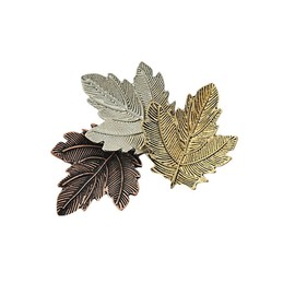 LUOEM Pin Maple Leaf Brooch Jewelry Corsage