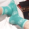 BambooMN X-Large Soft Warm Cozy Fuzzy Snowflake Crew Socks, 06