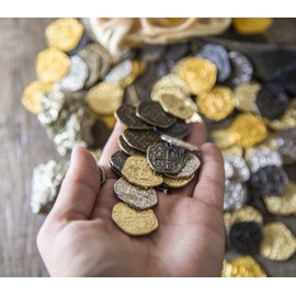 Beverly Oaks Metal Pirate Coins - Gold and Silver Spanish Doubloon Replicas - Fantasy Metal Coin Pirate Treasure (30-Coins)