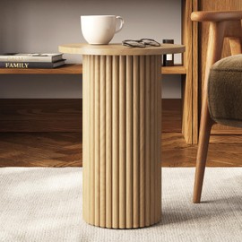 Round Fluted Accent Side Table - Pedestal Drink Table - Modern Home, Bedroom, and Living Room Furniture - Small Wooden Round End Table with a Solid Oak Base and Wood Veneer Top (Natural Oak Finish)