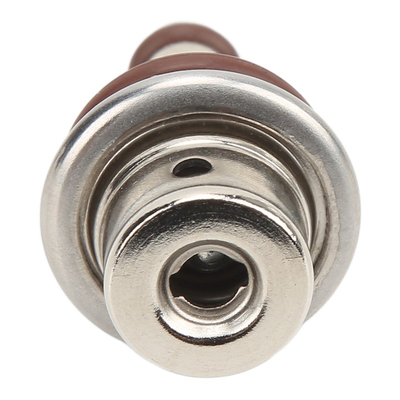Fuel Injection Pressure Regulator 23280‑21010 Replacement for Scion Camry Prius
