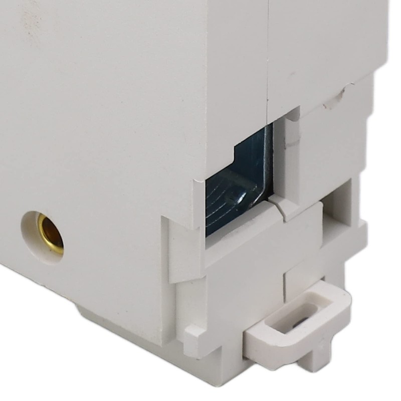 1P DC Miniature Circuit Breaker 100A Isolator for Solar PV