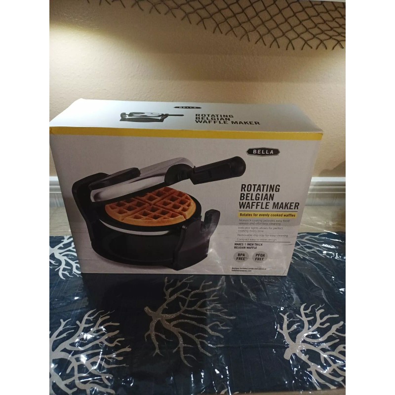 Bella Non-Stick Rotating Belgian Waffle Maker 17174 Stainless Steel NIB