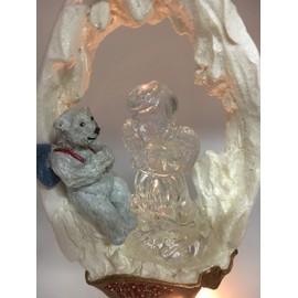 Figi Graphics Inc. Crystal Valley Ornament Peace on Earth CVO-103