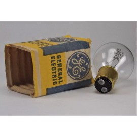 GE BMG/BMH 100W 120V. Projection light Bulb.  Double Contact.  New Old Stock