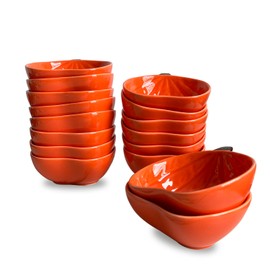 FYUEROPA Ceramic Pumpkin Ramekins Set, Small Bowls for Baking Souffle, Pudding, Serving Snack, Dessert, 6Oz (16PCS)