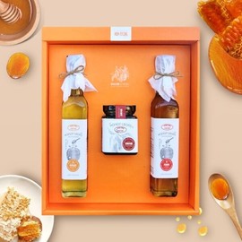 3 kinds of gift sets of natural aging honey of Mungyeong Youth Farmers in Gyeongbuk / 경북문경 청년농부의 천연 숙성꿀 3입 선물세트