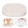 Dos esponjas limpiadoras faciales exfoliantes. Esponja exfoliante de nido de