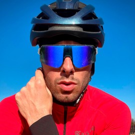 VEWOE Cycling Sunglasses Polarized Baseball Glasses for Men Women, UV400 Sports Sunglasses Softball Running Biking MTB (Black&Blue)