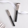 ENERGY Foundation Brush for Liquid Makeup - Versatile Makeup Brush
