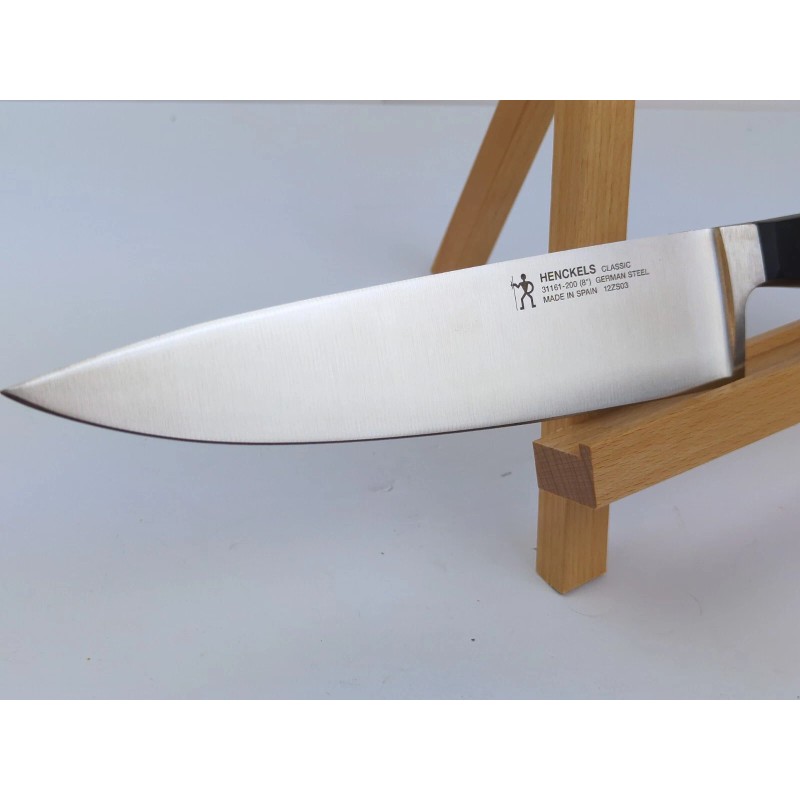 J.A. HENCKELS INTERNATIONAL Henckels CLASSIC 8 in CHEF's KNIFE (31161-200)