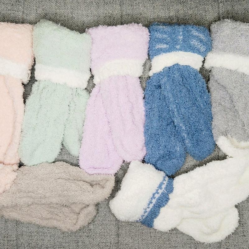 Mystery Bookish Bundle - Quantity: 15