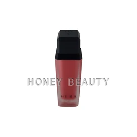 Hera Sensual Powder Matte Liquid, No. 213 Peach Chic / 헤라 센슈얼 파우더 매트 리퀴드, 213호 피치시크