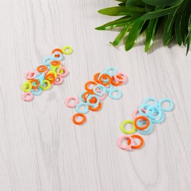 ULTNICE 300pcs Stitch Markers Plastic Knitting Markers Rings Smooth Crochet Stitch Marker Ring Assorted Knitting Counters Needle Clip (Random Color)
