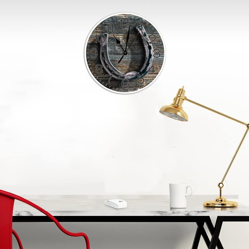 LetusZhogo Barn Rustic Round Wall Clock Barn with Rusty Horseshoe