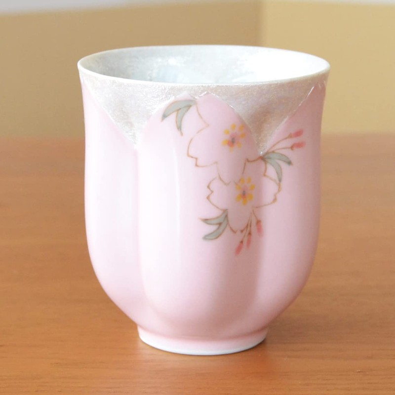 Birthday present women cherry blossom petal shaped tea cup Arita