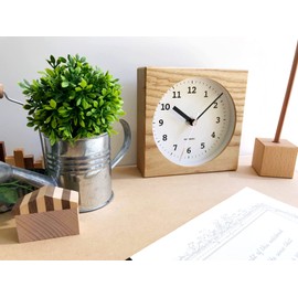 KATOMOKU Dual Use Clock 4 km-95NRC Natural Radio Clock Continuous Second Hand