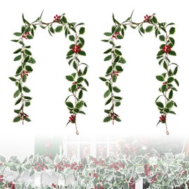 Pack of 2 Christmas Berry Garland, Artificial Green Holly Leaves Garland, Christmas Garland for Indoor and Outdoor Use, Hanging String, Garden Decoration for New Year, Fireplace, Table Decoration