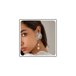 Wendalern Boho Pearl Flower Stud Earrings Pearl Necklace Drop Earrings Large Ginkgo Flower Earrings Faux Pearl Petal Floral Statement Earrings Metallic Texture Flower Earrings Jewellery for Women,