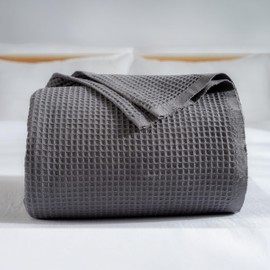 RAYME TEKSTIL Premium 100% Turkish Cotton Waffle Blanket Queen Size, Made in Turkiye, Lightweight Airy Summer Throw Blankets (Dark Gray, Queen Size 90" x 90")