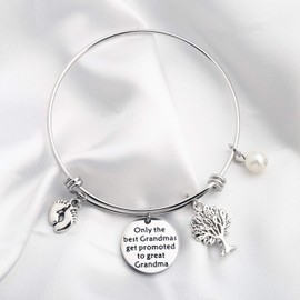 FUSTMW Baby Reveal Gift for Grandma New Grandma Bracelet Only The Best Grandmas Get Promoted to Great Grandma Baby Announcement Gift