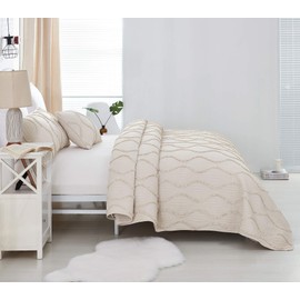 DaDa Bedding Charming French Country Tufted Cotton Bedspread - Ivory Tan Beige Hourglass Wavy Ruffles Elegant Lightweight Quilted Coverlet w/Pillow Shams Set - Queen - 3-Pieces