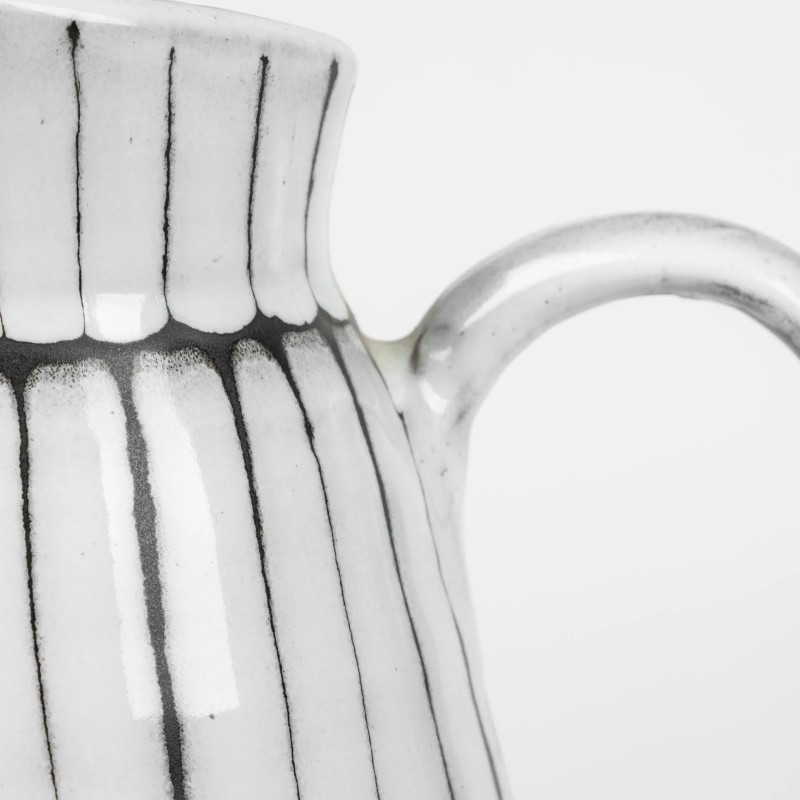 Homeroots 10" Black And White Cylinder Ceramic Urns Jars