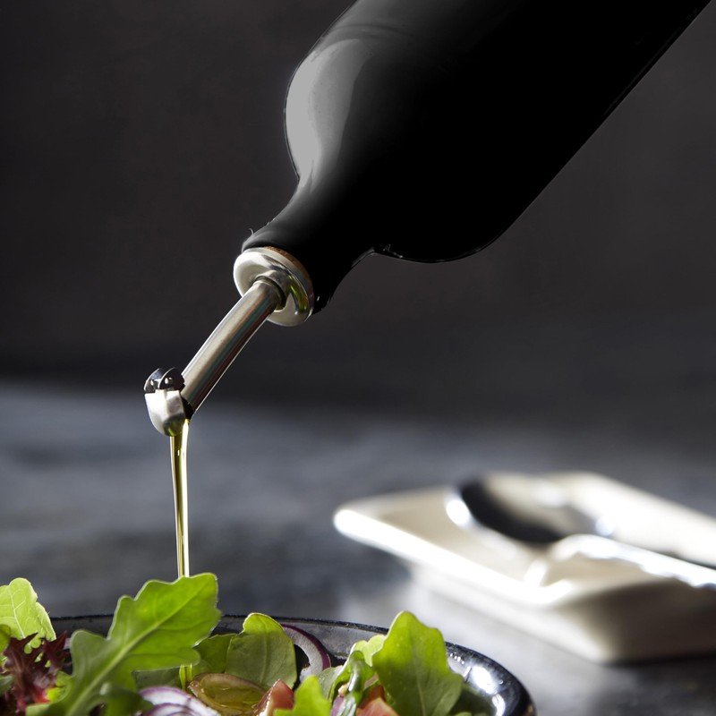 Emile Henry Oil Cruet, 15 oz, Truffle