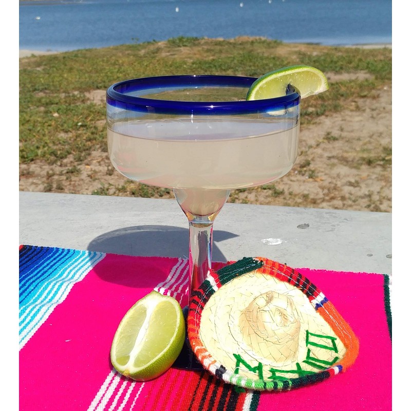 Dos Sueños Mexican Hand Blown Glass - Set of 4