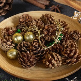 Qingbei Rina Christmas Bowl Fillers Vase Fillers, Xmas Natural Pinecones for Crafts,Medium Rustic Pine Cone Ornaments with Golden Balls&Berries,Winter Holidays Farmhouse Home Decor