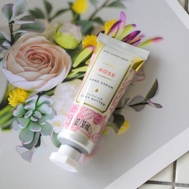Mini Hand Cream Gift Set, Spa Luxetique Shea Butter Hand Cream Pack of 6 Moisturising Hand Cream Set with Aloe Vera and Vitamin E, Hand Cream for Dry Hands, Gift for Men and Women