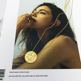 UniLogue Minimalist Sun Moon Star Tarot Round Pendant Necklace Ins Cool 18K Gold Plated Stainless Steel Sweater Chain Titanium Steel Necklace Choker Chain, Titanium Steel, Zircon